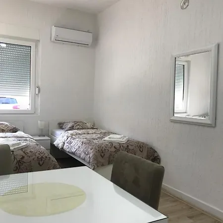 Apartment Soba Milojkovic *